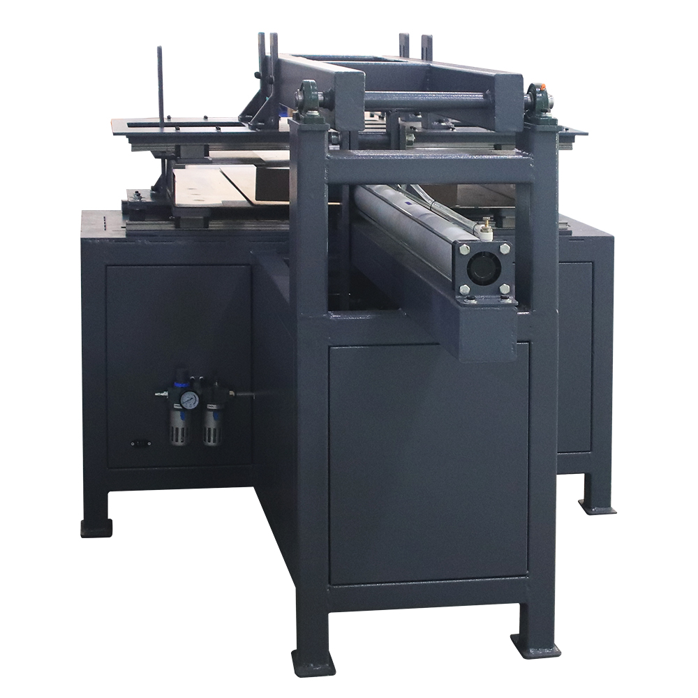 板式軟墊套袋機(jī)